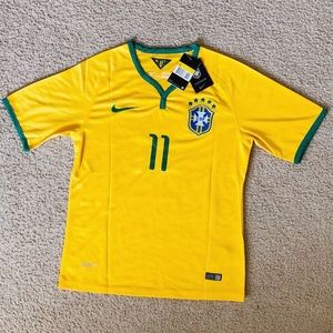 Brazil 2014 Home Soccer Jersey NWT S.